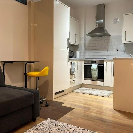 Modern And Stylish 1Bed Flat Apartment Barking  Exterior photo